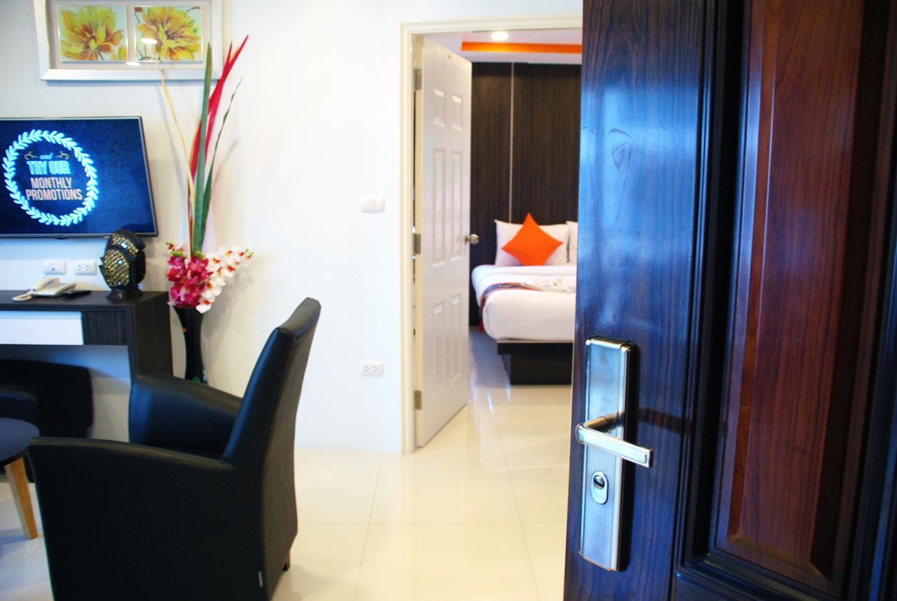 Family Residence Pattaya Bagian luar foto