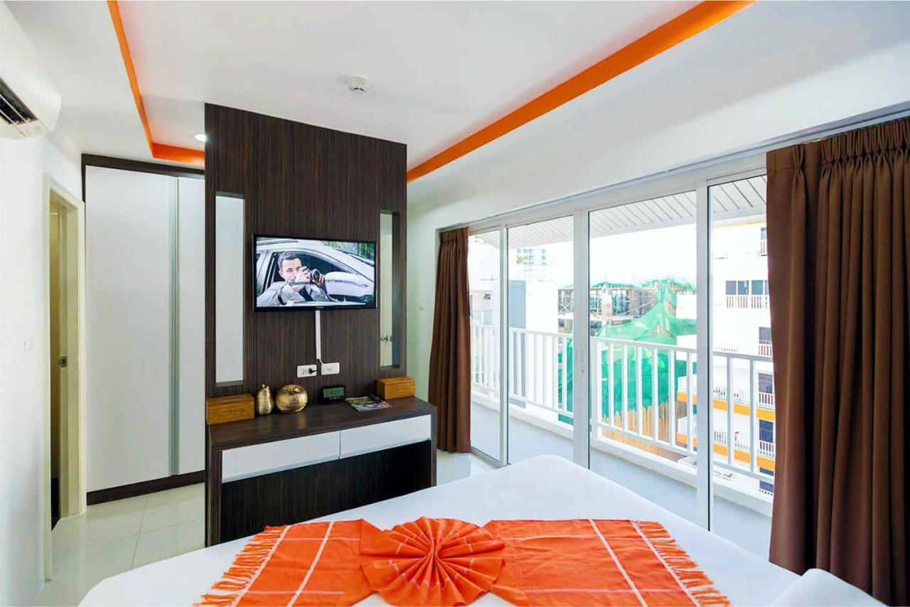 Family Residence Pattaya Bagian luar foto