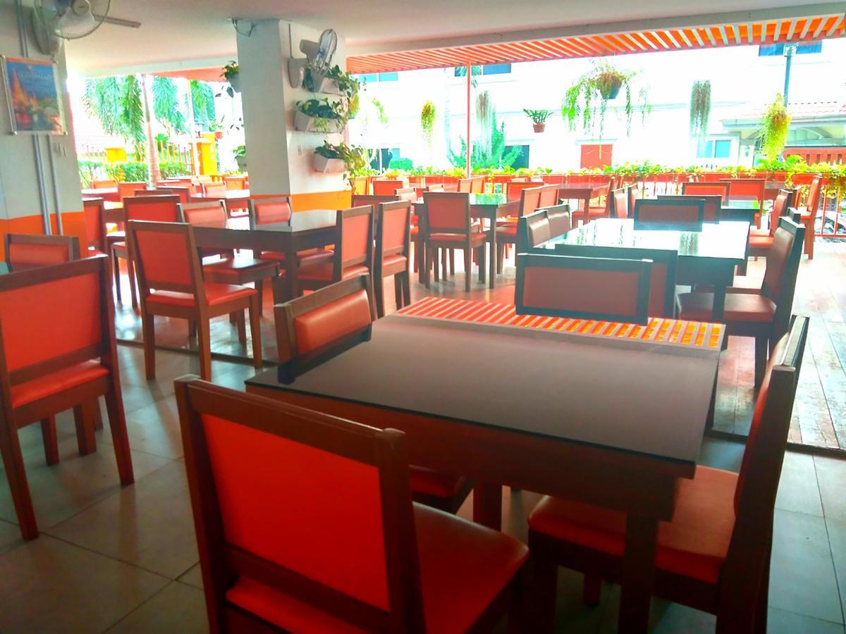 Family Residence Pattaya Bagian luar foto